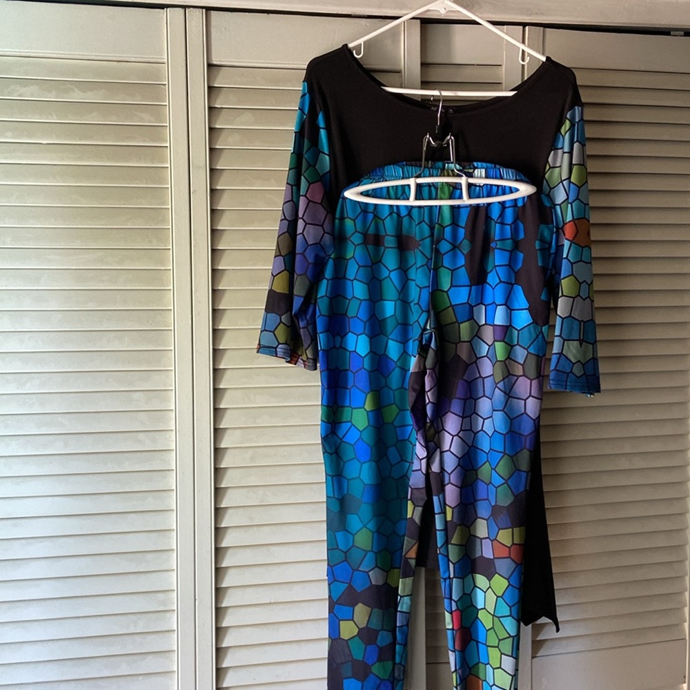 Lily by firmiana women’s tunic top w/ matching leggings